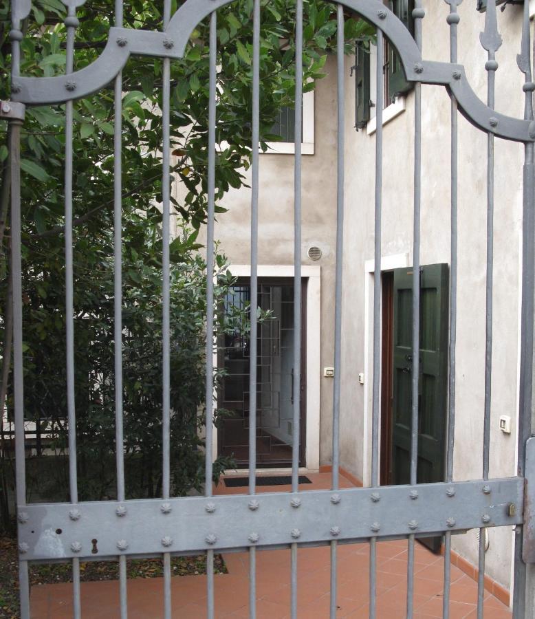 Corte Roveggia - Monolocale Picasso Verona Exterior foto